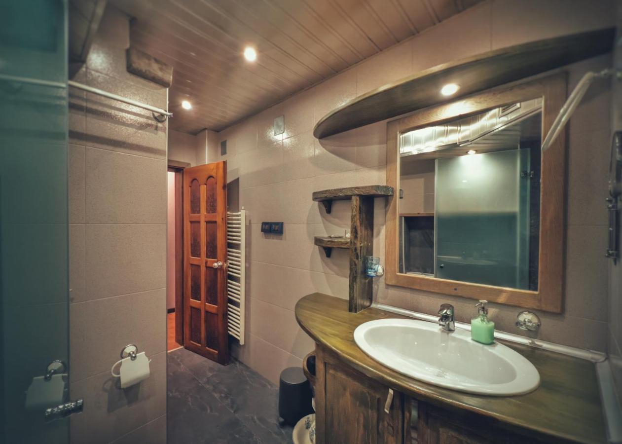 Тhe Bohemian Lodge-Entire House With Sauna فيليكو ترنوفو المظهر الخارجي الصورة