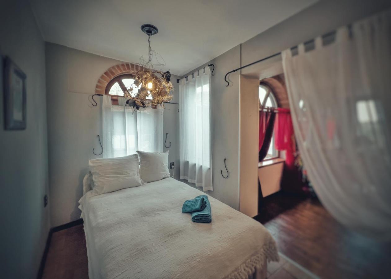 Тhe Bohemian Lodge-Entire House With Sauna فيليكو ترنوفو المظهر الخارجي الصورة